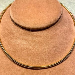 Nice! Substantial Goldtone Omega Chain